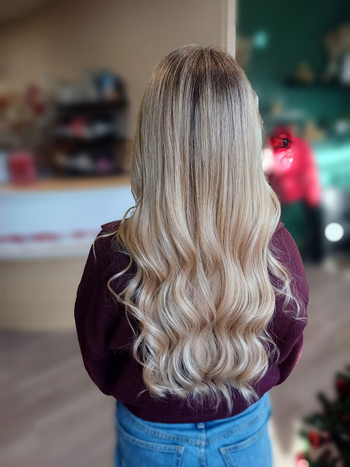 Apr&egrave;s &mdash; Blond froid